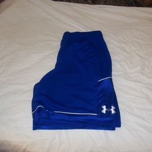 Under Armour men's basketball shorts. Size XL.